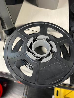 Spring spool adapter for Sunlu spools with hole ~71mm