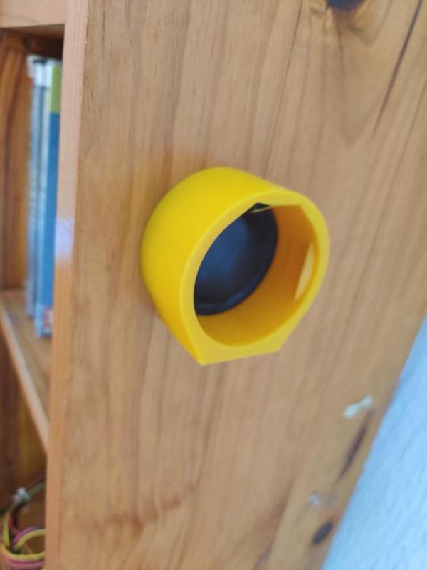 Thrustmaster Wheel Wall Mont