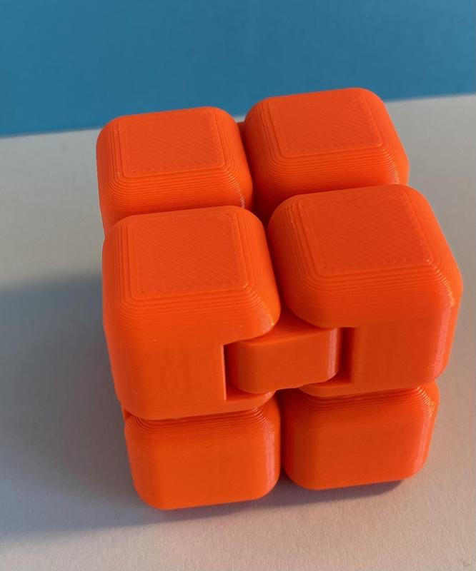 Magic infinity cube with filet