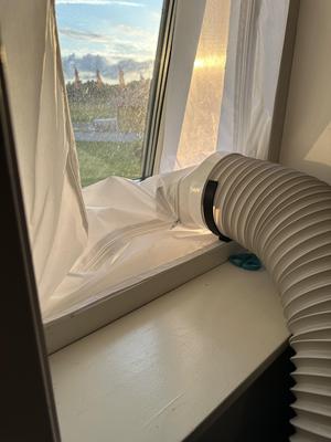 AC Air duct holder (150mm)