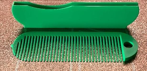 Faltbarer Kamm / foldable comb