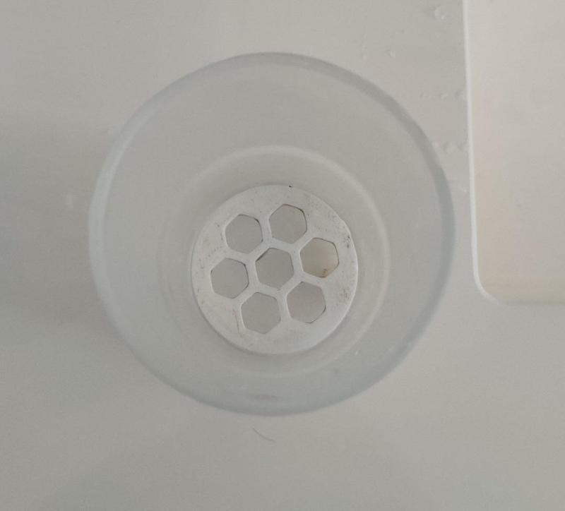 Glass bottom for toothbrush holder