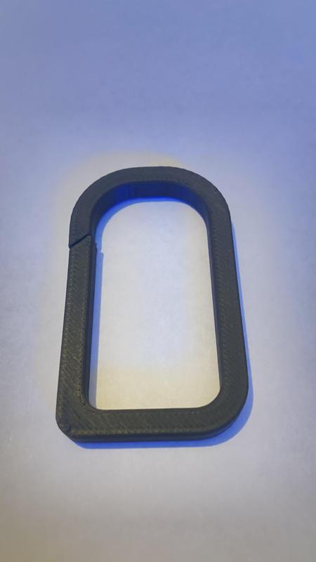 One piece carabiner