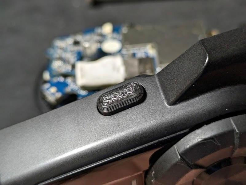 Sena camera capture button