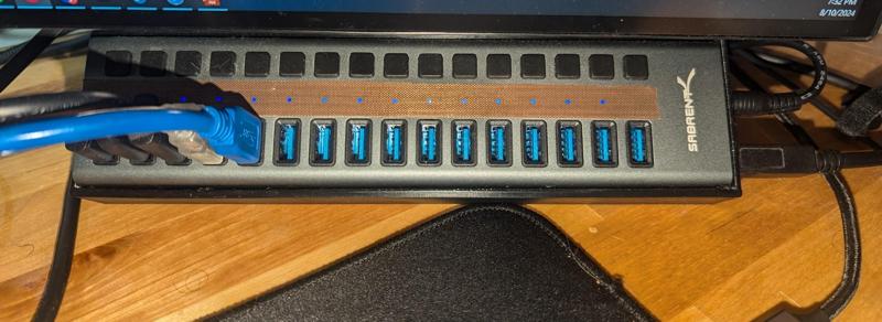 Sabrent 16-Port USB 3.0 Hub Desk Mounted Angler