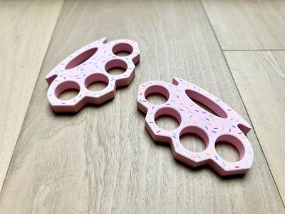 Dessert Warrior Brass Knuckles