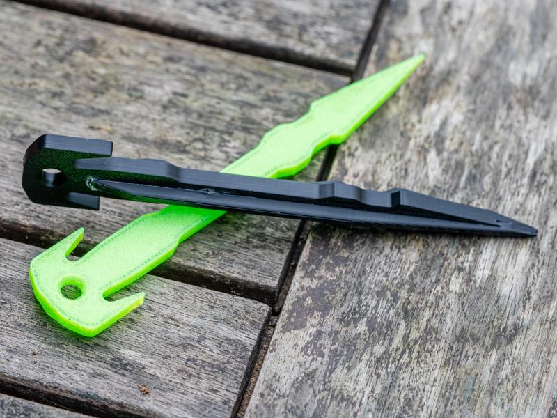 Tent Pegs 2 Version extra strong! 100% 3D printable!