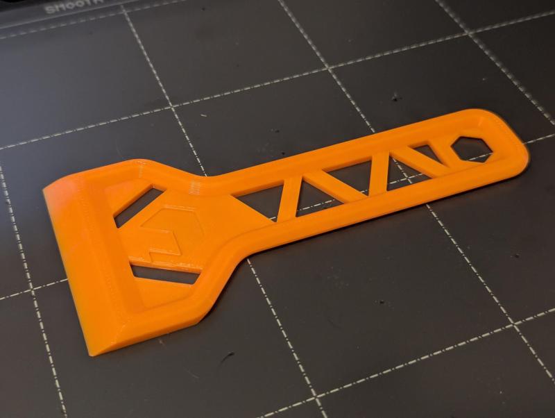 Hangable Reduced Filament Scraper