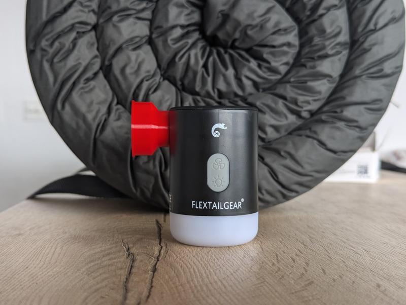 [Adapter] FlexTail Pump - Lost Horizon Tesla Model Y Mattress