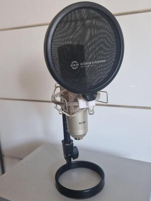 Pop filter clamp