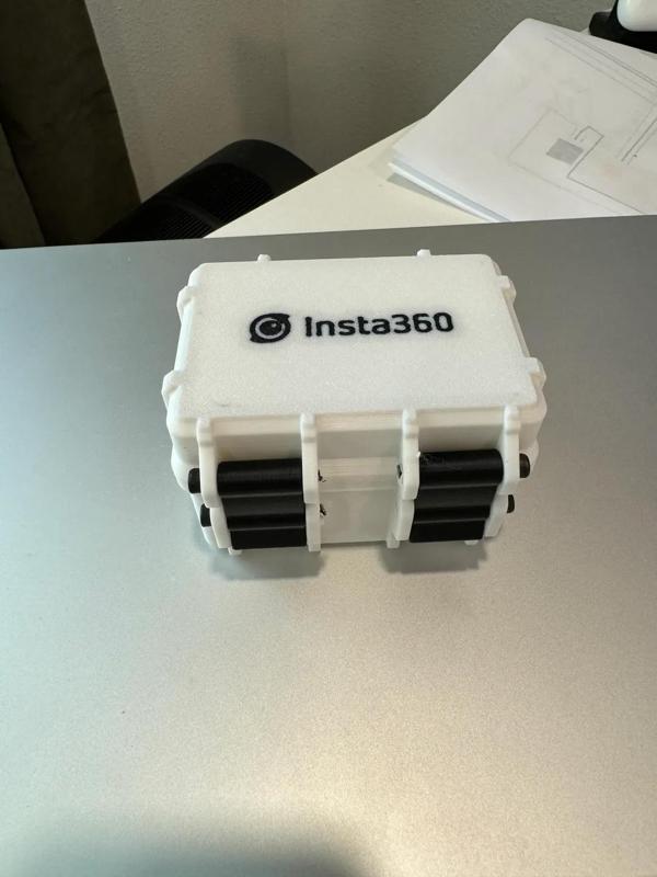 Insta360 Top Lid with Logo