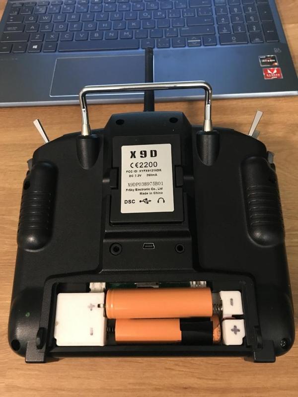 Frsky Taranis X9D+ 18650 Battery Mod