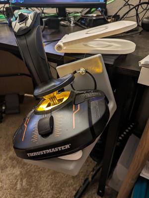 Thrustmaster T16000M Mount v2