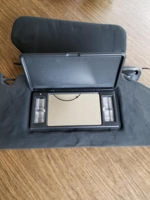 S-10 Vanity Mirror Door Repair