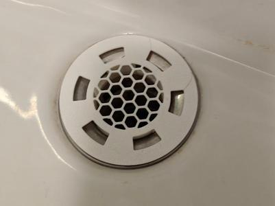 Simple drain cover