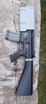 Airsoft M4 shorty V20