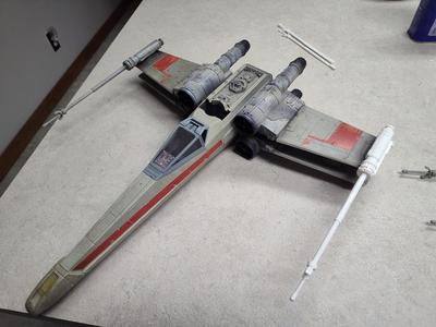 X-wing Hasbro 2006 xwing laser blaster
