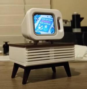 Mini Retro TV Stand
