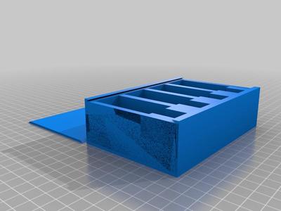 Simple nozzle holder with slide lid