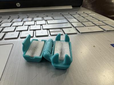 Filament Dust Filter Cleaner with Wings