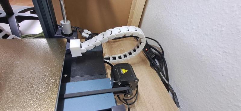 Small cable chain for Elegoo Neptune 4 heated bed