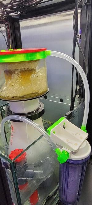 CO2 Scrubber for Reef Octopus (closed loop)
