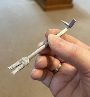 Halligan tool