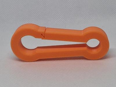 Plastic clip - Carabiner style 