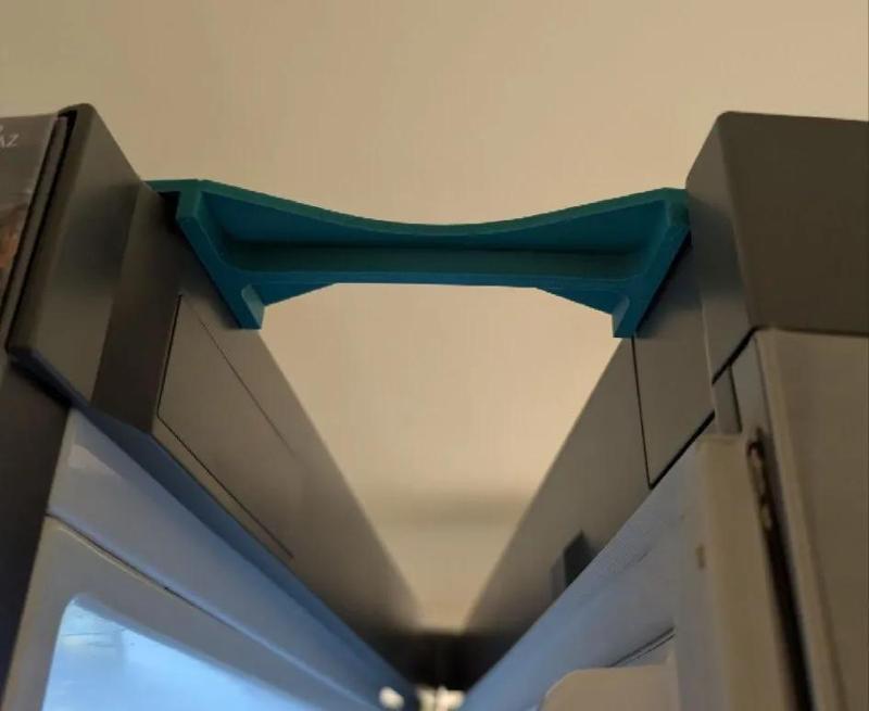 Fridge door wedge   