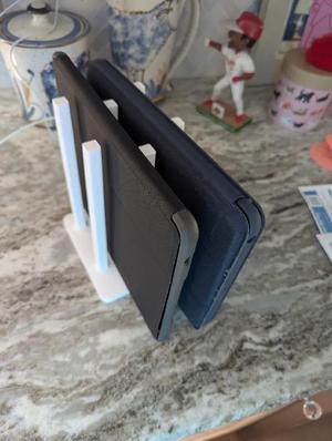 iPad / Tablet Charging Stand   