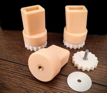 Adjustable feet for bamboo clothes rack   