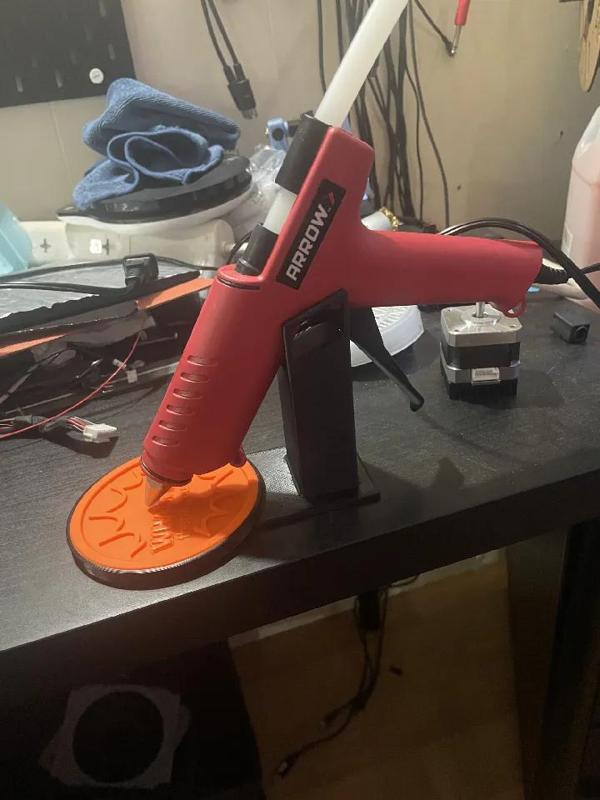 Hot glue gun holder - for long gun and wham bam mini mat   