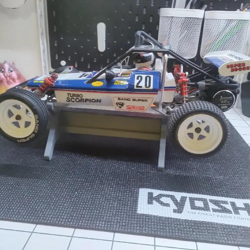 Kyosho (Turbo) Scorpion maintenance stand   