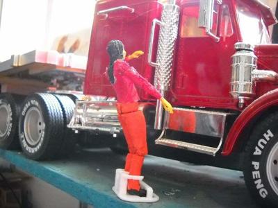 1/14 bruder scale articulated femal