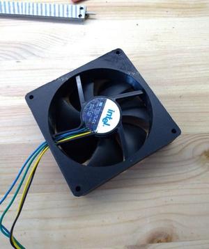 Intel CPU fan to 92mm adapter