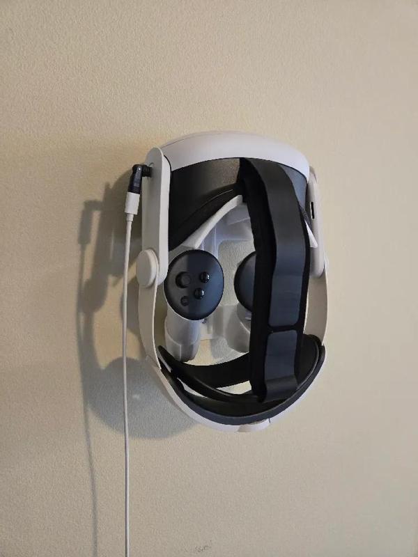 Meta Quest 3 wall mount   