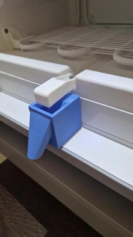 V-Zug Gefrierschrank-Abtau-Wasserabfluss   