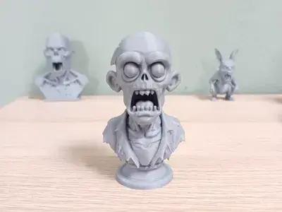 BRAAINS?!” – The Most Confused Zombie Bust Ever