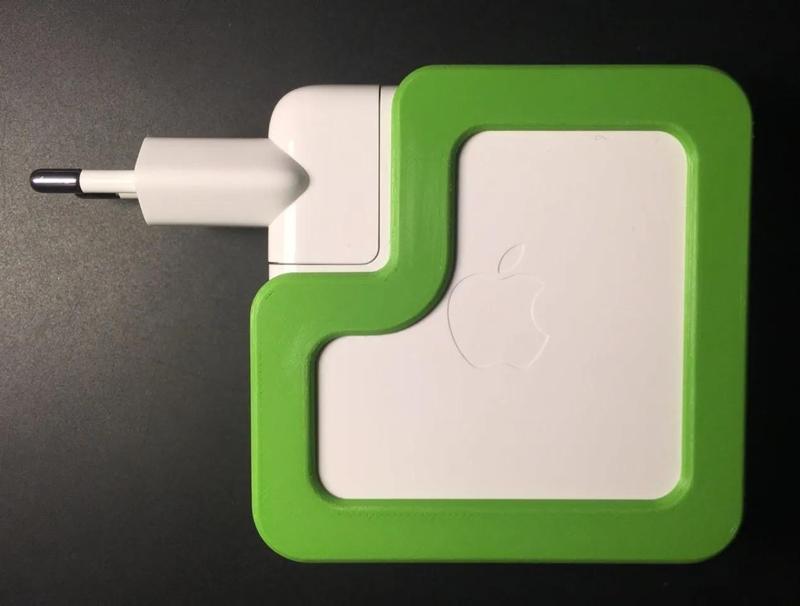 MacBook Pro 13" (2016) 61W Power Adapter Cover   