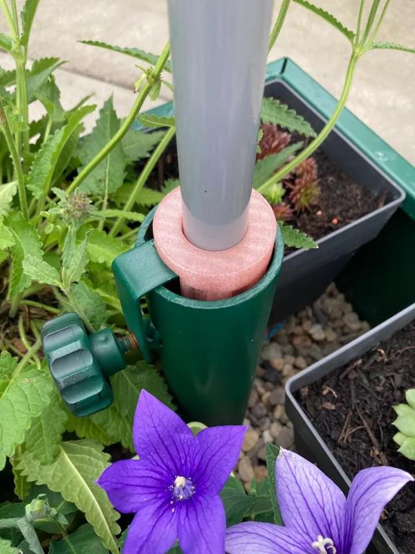 Sonnenschirm_Halterung   