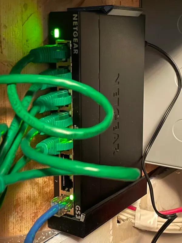 Netgear GS308 Wall Mount   