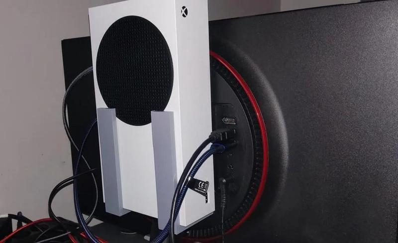 Xbox Series S soporte para montaje VESA 100x100   