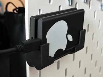 IKEA SKADIS Pegboard Samsung SSD T7