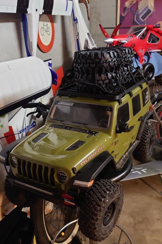 "Back to work" SCX6 / SCX10 Frontrunner
