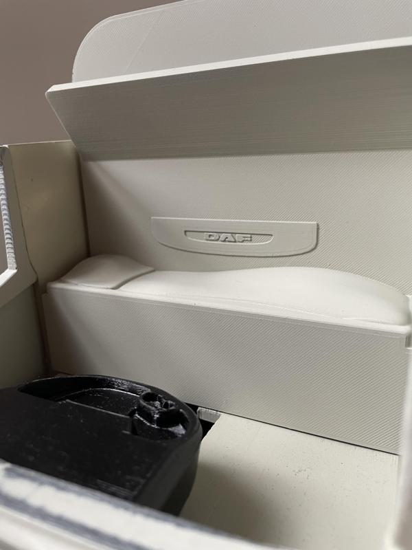 DAF XG interior plate with (double) bed and logo