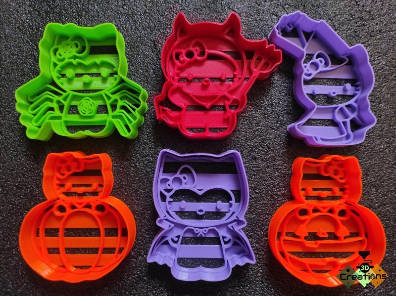 Cookie cutters -Hello kitty halloween-.
