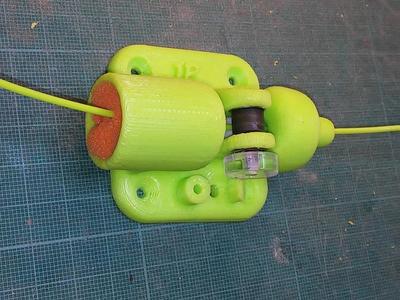 Filament cleaner with jam sensor