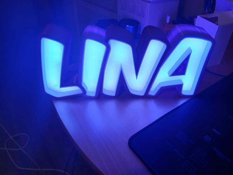First name lamp LINA