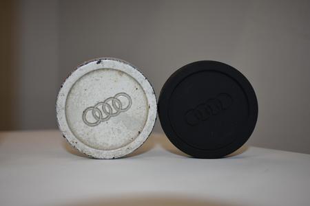 Audi alloy wheel center cap 811601165