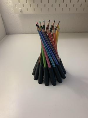 Spiral pencil holder